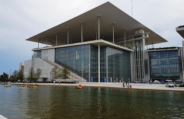 Private Stavros Niarchos Foundation Cultural Center