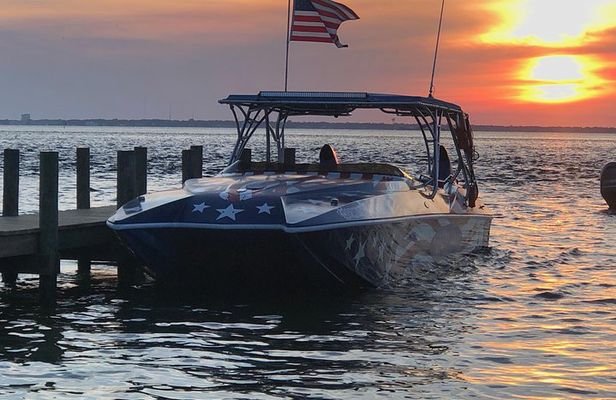 Sunset Dolphin Watching Cruise in Destin Harbor