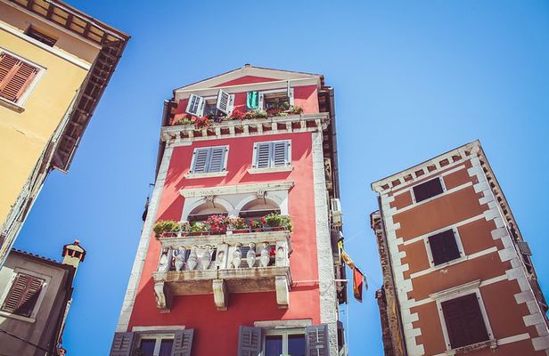 Best of ISTRIA: Amphitheater PULA + ROVINJ + HUM Tour