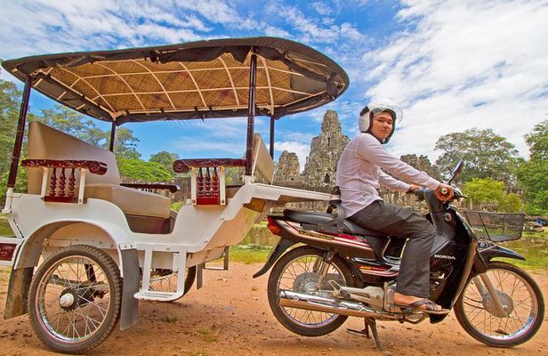 Angkor Wat Private Tour in a Tuk Tuk