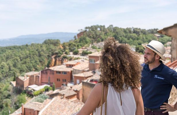 Provence Wineries and Luberon Villages Day Trip from Aix-en-Provence