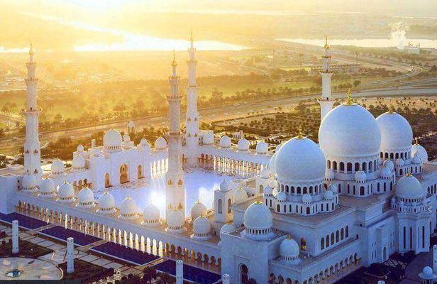 4X4 Private Abu Dhabi City Tour with Abu Dhabi Evening Desert Safari From Dubai