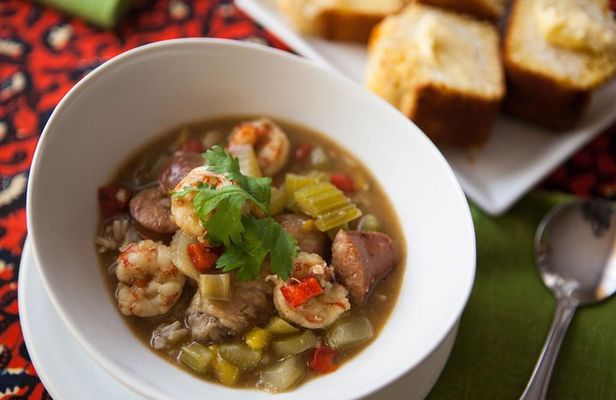 Traditional Ecuadorian Cooking Class in Quito in a Local Home