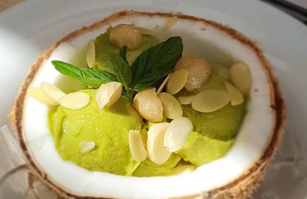 Four-course vegan Mexican hands-on cooking class + Market Tour