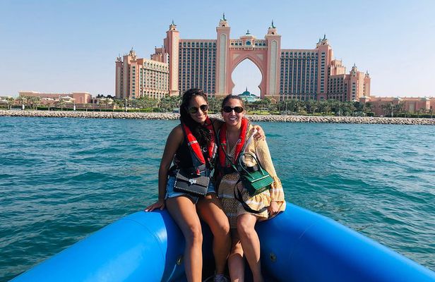 90-Min Speed Boat: Burj Al Arab, Atlantis, Ain Dubai & Ice Cream!