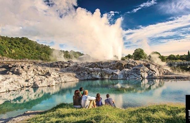 Rotorua Full Day Private Tour from Auckland