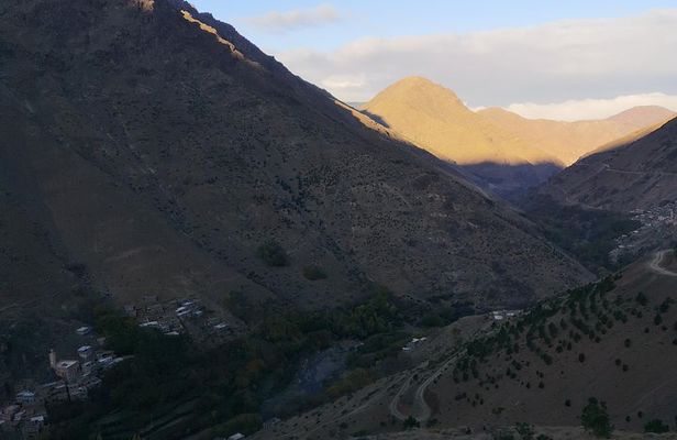 Trekking in Morocco / Toubkal Circle and Waterfalls 3 Days 2 Nights 