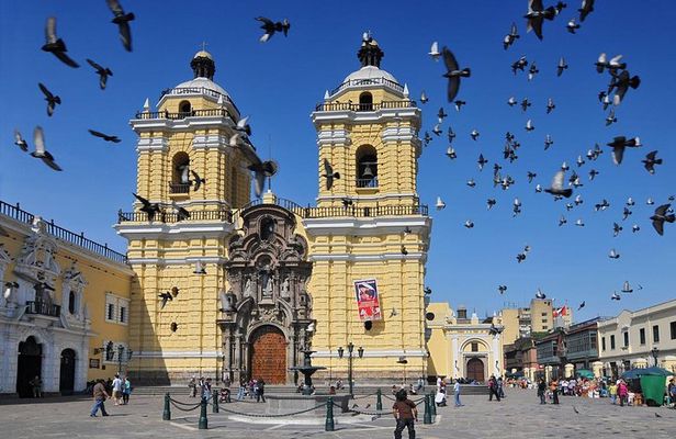 Lima Cultural City Tour & Catacombs Museum Visit (Small Group)