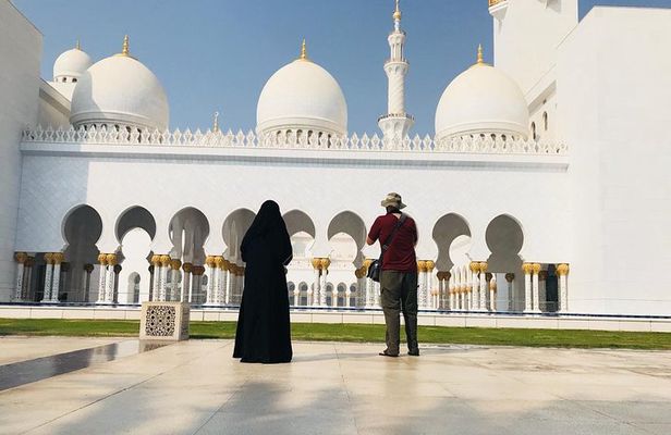 Best Attractions of Abu Dhabi City Day Trip from Dubai
