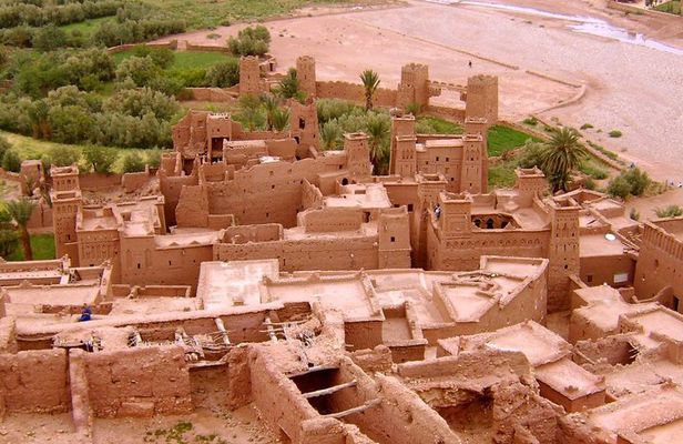 3DAYS-Marrakech to Fes Desert Tour &Luxury Camp