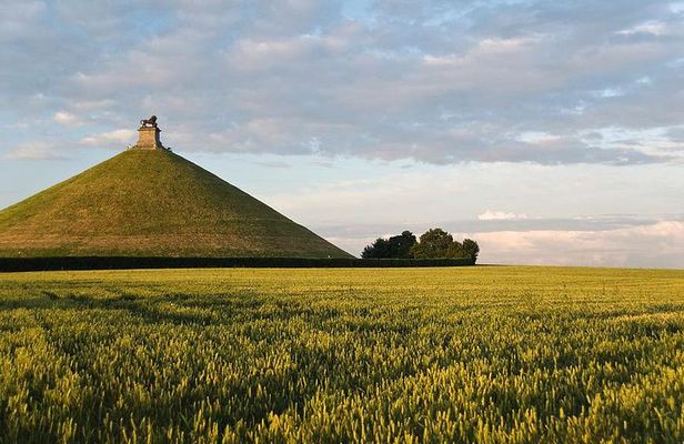 Waterloo Private Battlegrounds Tour with Lion Hill