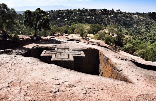 The Rock-Hewn Churches of Lalibela: 3 Days / 2 Nights