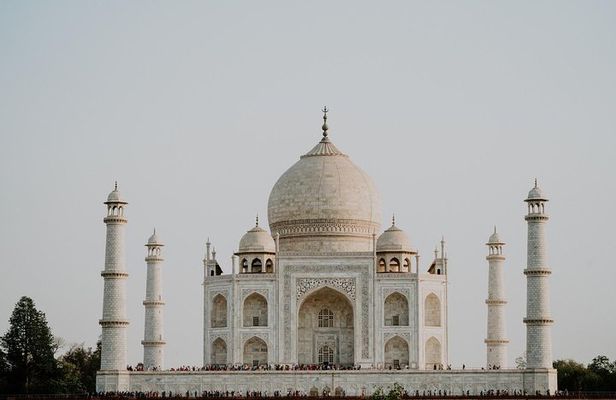 6Day Private Tour of Delhi, Agra, Jaipur, and Varanasi from Delhi