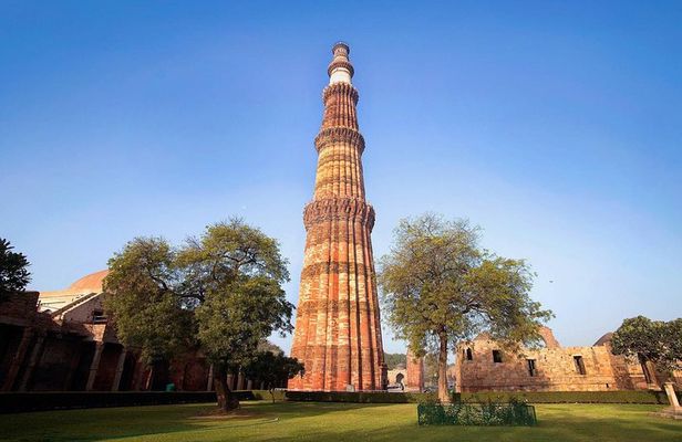 6Day Private Tour of Delhi, Agra, Jaipur, and Varanasi from Delhi