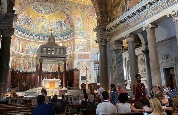 Private Tour - Trastevere and Villa Farnesina