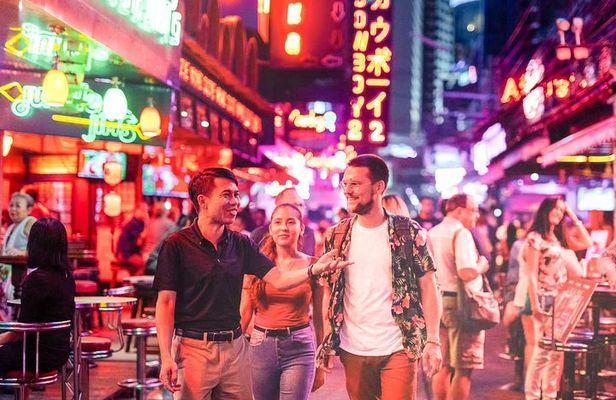 A Magical Evening in Bangkok: Private City Tour