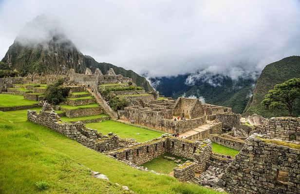 Machu Picchu By Trail 1 Day | Tour From Cusco |