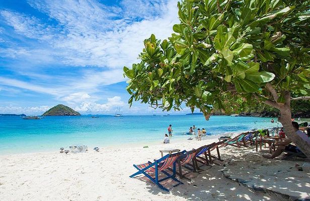 Banana Beach Koh Hey Tours