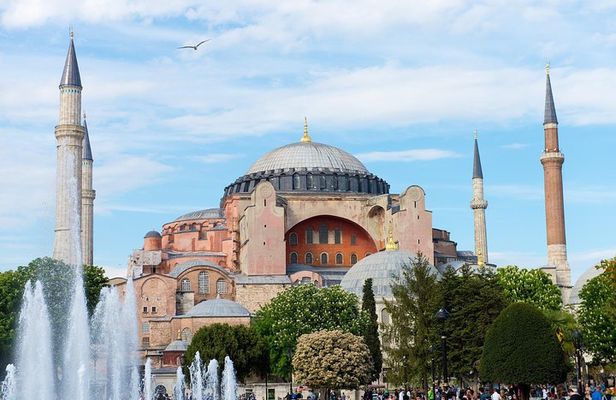 Private Istanbul Tour – Full Day of Iconic Sights & Local Gems