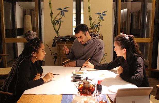 Chengdu Exclusive Chinese Painting Private MasterclassExperience