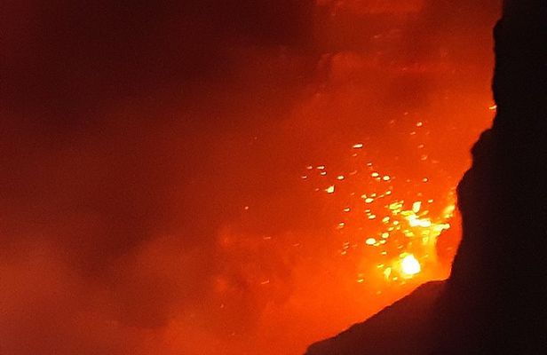 Mt. Yasur Volcano full day Tour including blue Cave