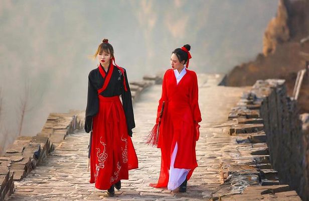 Jinshanling Great Wall Day Trip with Private English Speaking Driver Service