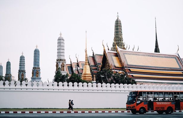 Free discovery of Bangkok with your private English-speaking guide