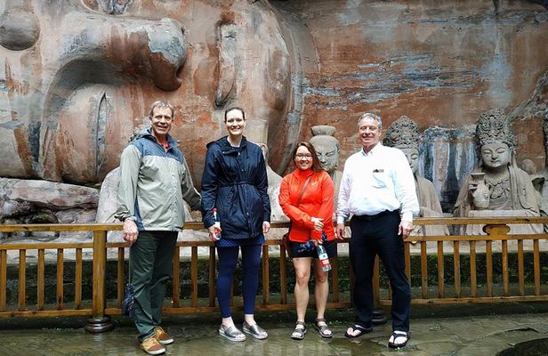 Dazu Ancient Rock Carvings and Hong Ya Done Private Tour