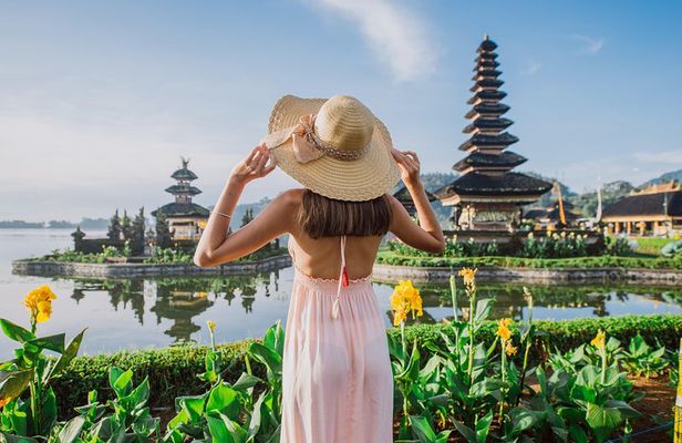 Private Full-Day West Bali Tour with Waterfall Visit