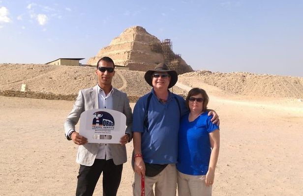 Private Day Tour to Giza Pyramids, Sphinx, Sakkara and Memphis