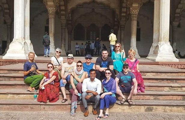 3 Days Golden Triangle Tour- Delhi - Agra - Jaipur