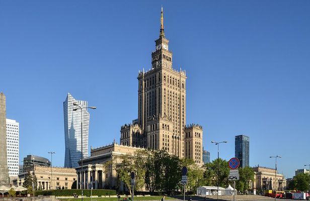 Warsaw: Palace of Culture & Warsaw City Center Private Tour