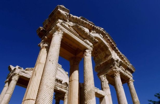 Aphrodisias Private Tour from Izmir