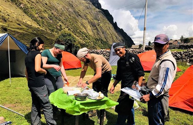 Inca Quarry Trail Trek to Machu Picchu 4-Day
