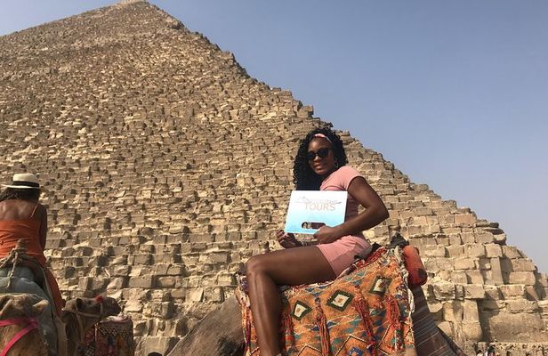 Private Tour Giza Pyramids & Egyptian Museum and Citadel & Old Cairo and Bazaar