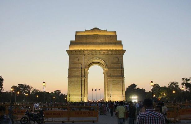 Private Exclusive Old & New Delhi City Tour (All-Inclusive)