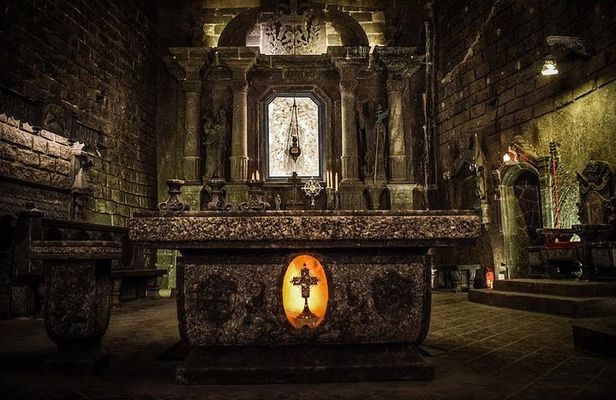 Guided Tour from Krakow to Salt Mine Wieliczka with hotel pick up
