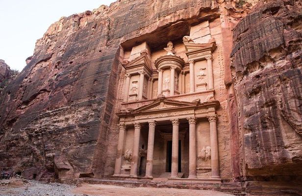 Private Petra Full-Day Trip from Aqaba City