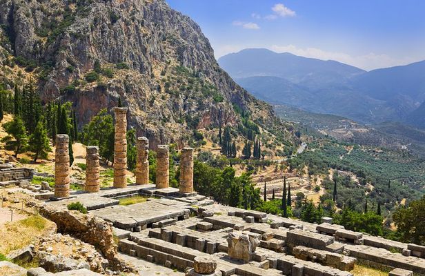 Delphi day trip from Athens Private Tour