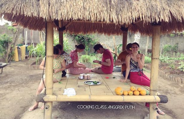Anggrek Putih Lombok Cooking Class 