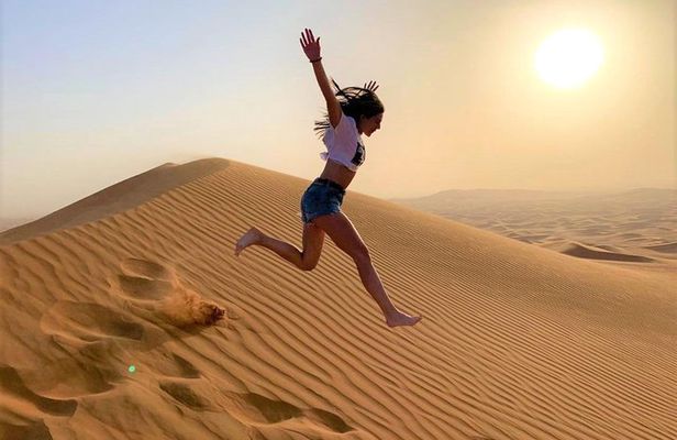 Private VIP Desert Safari with Barbecue Dinner 5 Star Camp