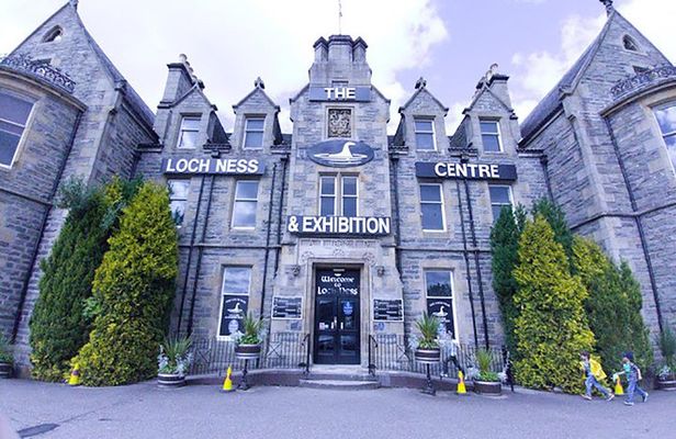 Legendary Loch Ness and Urquhart Castle Tour