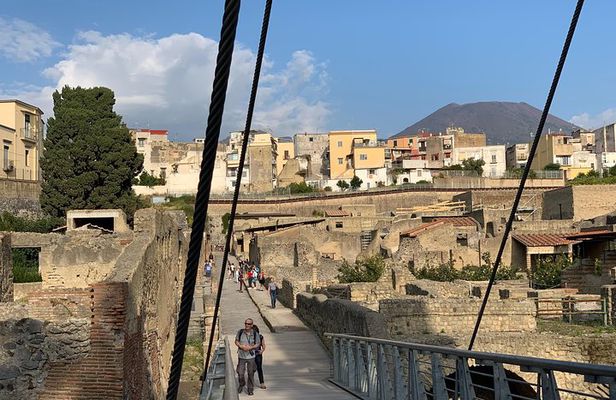 Secret Herculaneum: The Hidden Treasure of Ancient Roman Civilization
