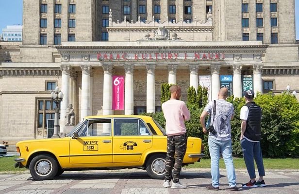 Private Historical Tour of Warsaw by a Retro Fiat with Pickup