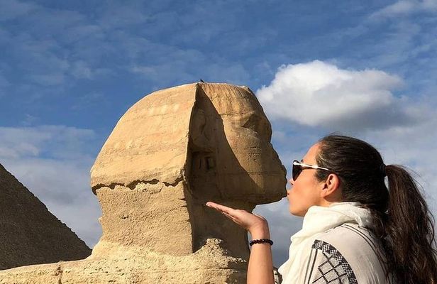 Tour To Giza Pyramids And The Egyptian Museum