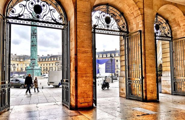 Paris City of Fashion History Private Guided Walking Tour