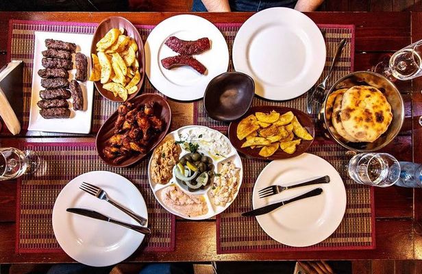 City & Food Tour of Tirana in One Day