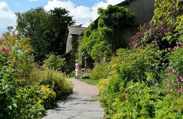 Rail & Road tour of the Lake District from Manchester
