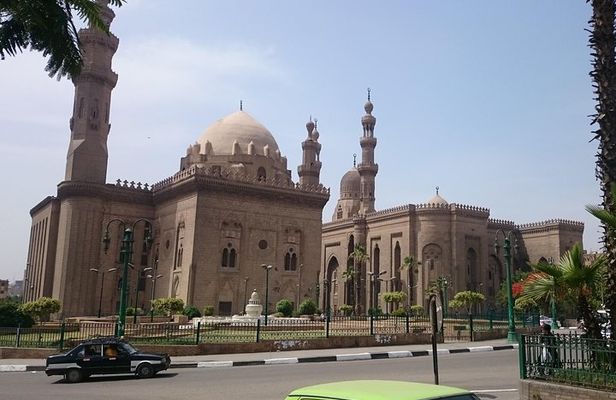Full Private Day to Islamic Cairo,Citadel of Salah Aldin &Khan El-Khalili Bazaar