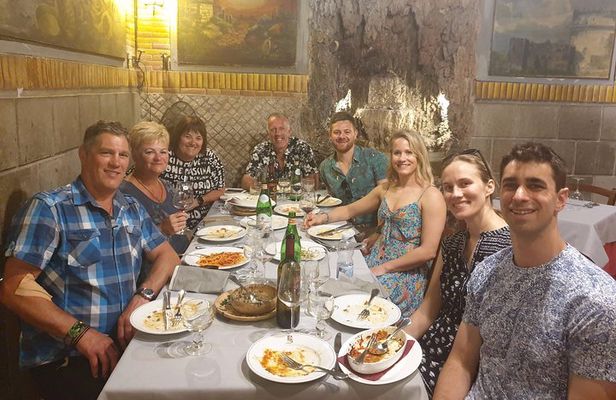 Rome: Night Sightseeing & Food Tour to Jewish Ghetto and Campo De'Fiori